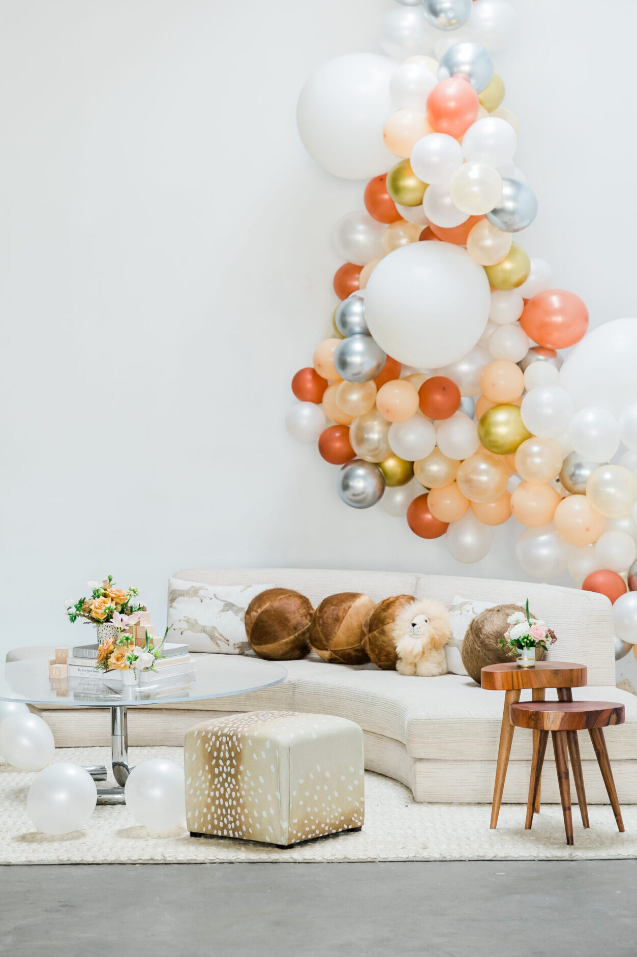baby shower balloon garland