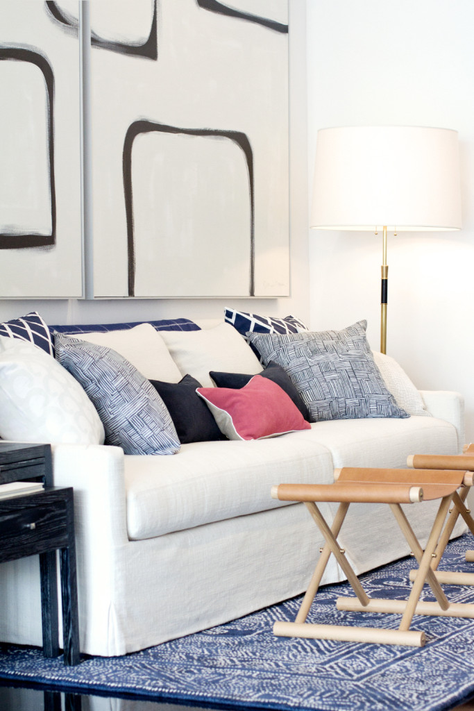 white sofa + transitional living room via Anne Sage