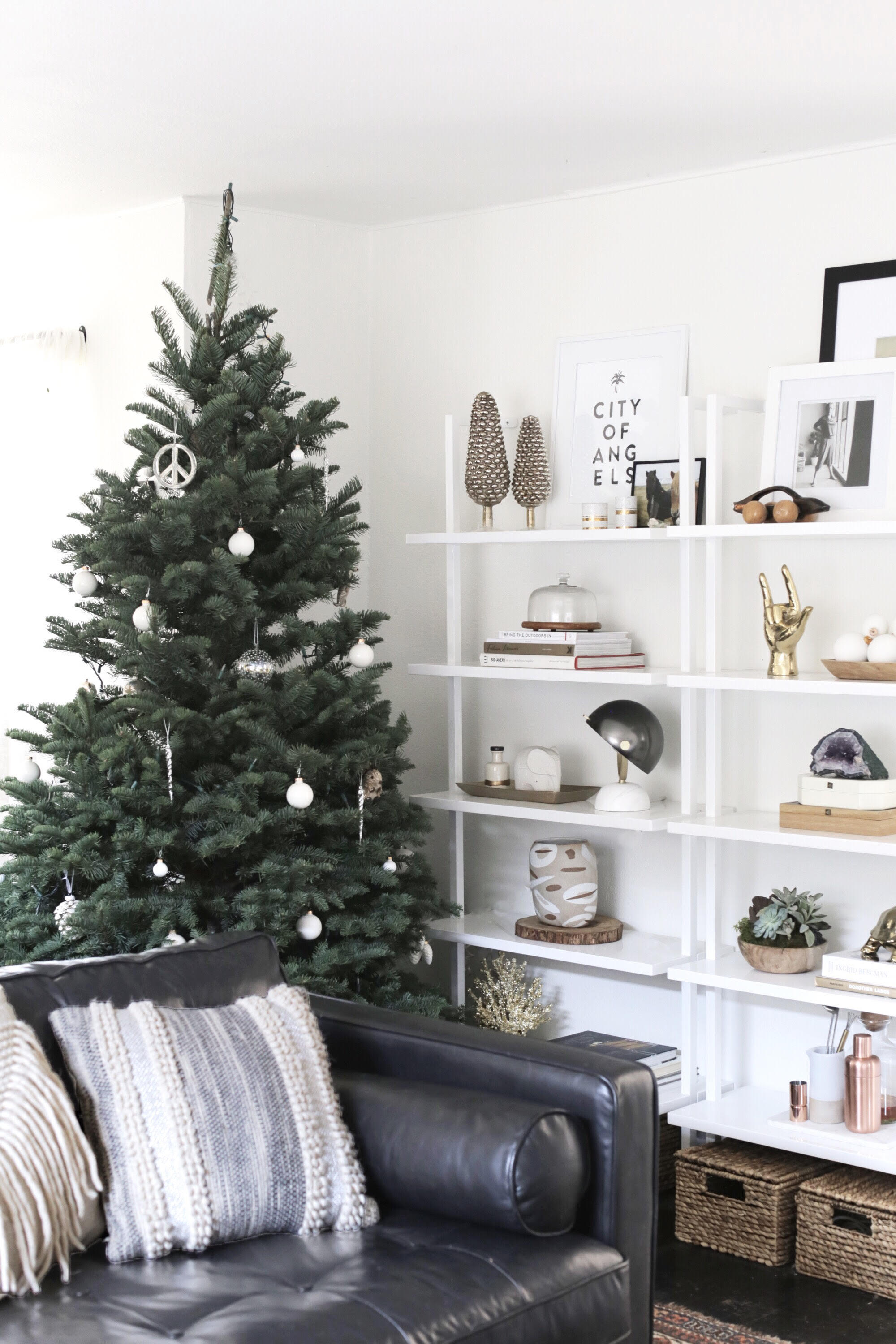 simple + modern holiday decorations and christmas tree via Anne Sage