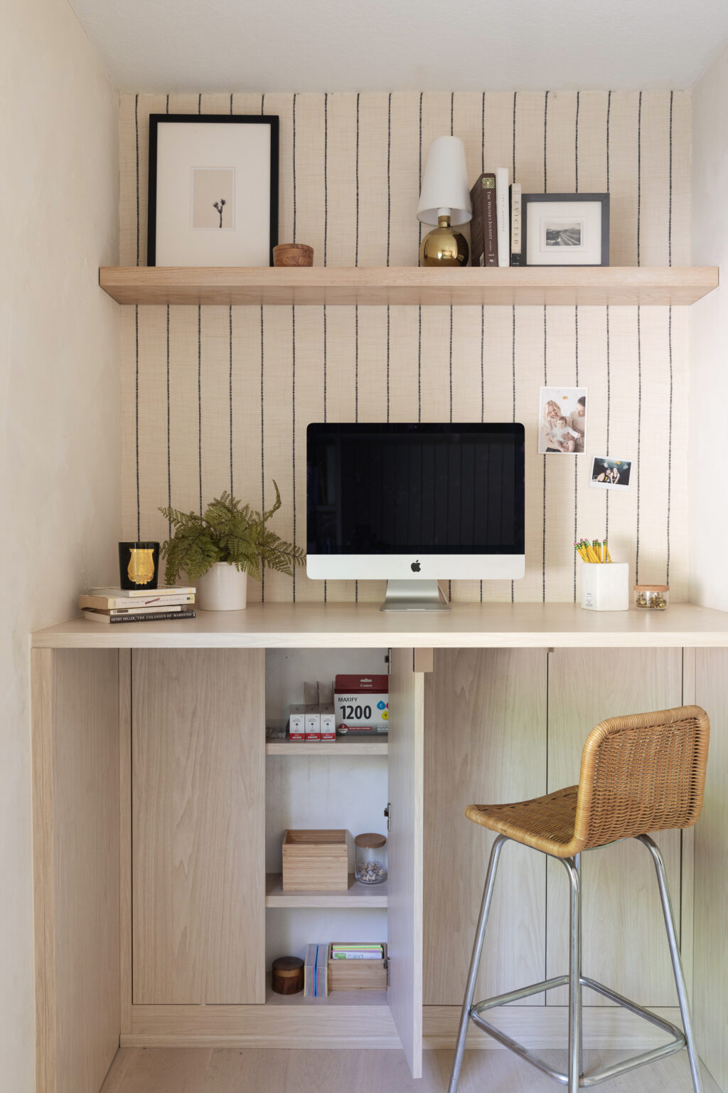 A Neutral Home Office Built for Sleeping on the Job - Anne Sage